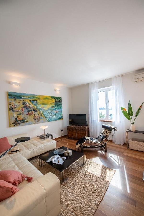 Airy Seafront 1920S Apartment Split Eksteriør billede